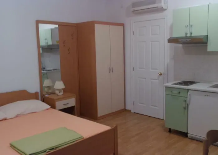 Apartments Makarska